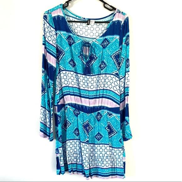Like New! H&M Blue Pattern Bell Sleeve Boho Dress - Picture 2 of 8